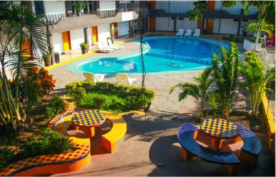 Tecomán Hotel Gina מראה חיצוני תמונה