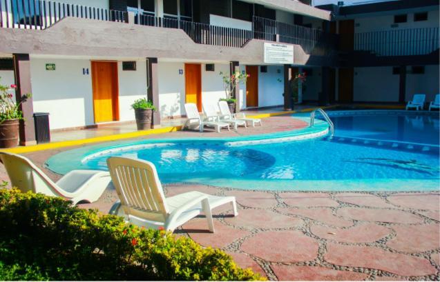 Tecomán Hotel Gina מראה חיצוני תמונה