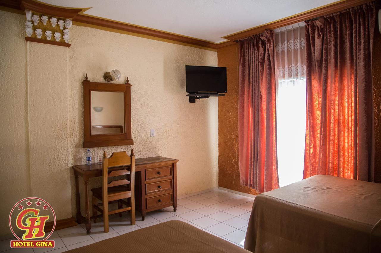 Tecomán Hotel Gina מראה חיצוני תמונה